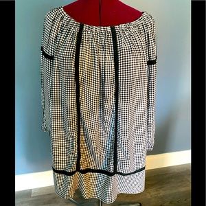 Off-shoulder or scoop neck plus 3x top gingham top
